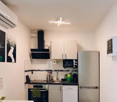 Freiberg am Neckar Apartment | Neuwertiges Apartment mit Kostenlose Privatparkplatz auch für Transporter geeignet R1