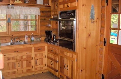 Nevada City House | Nevada City Retreats: Mama Bear's Cabin.