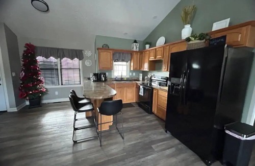 Aurora House | Never Too Farn Spacious house on dead end road with great outdoor space!nn
