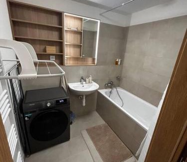 Ruzinov Apartment | New 2 Bedroom apartment by the airport - FREE PARKING