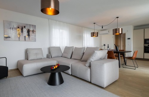 Brnobici Villa | NEW 2025 Villa Bella Vista with heated pool