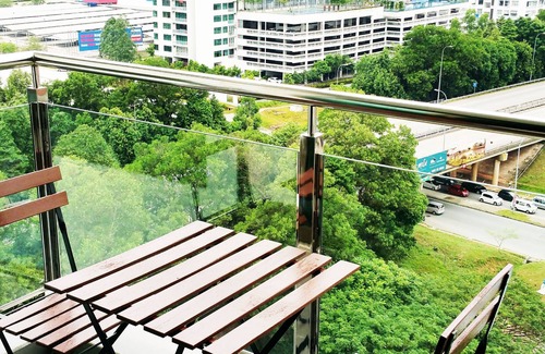 Johor Bahru Condo | New 3 Bedroom Unit Homestay @ Johor near Legoland