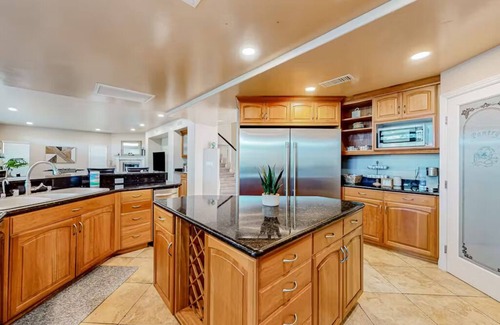 Morena House | NEW 5BR Bay View Theater Steam Room Massage Chair Luxury 5 min to Sea World/Zoo