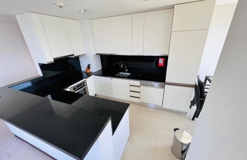 Dubai Marina Apartment | New Age Vacation Homes - 2BR in The Address Dubai Marina Mall Hotel