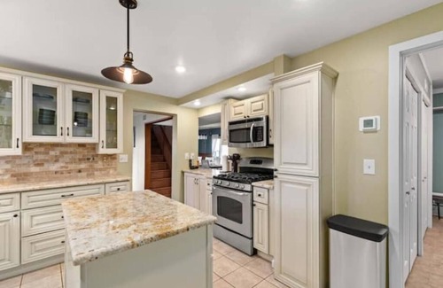 Durhamville House | New All Season Family Lake House