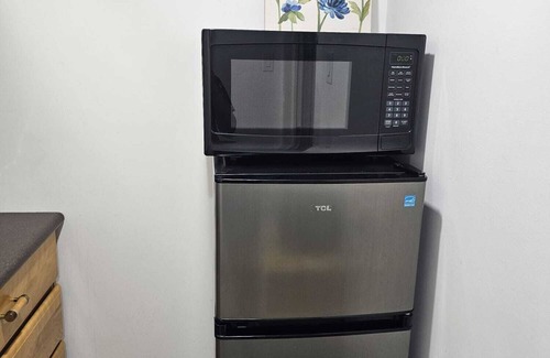Saint Thomas Apartment | New and Modern Basement Apartment
