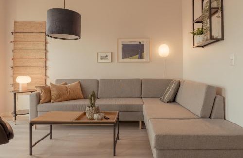 Hoyvik Apartment | New Aparthotel / Panoramic sea view