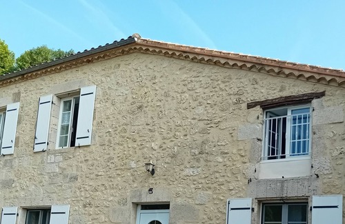 Lectoure Apartment | New apartment at the foot of the Lectoure ramparts