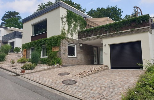 Goslar Apartment | New apartment in a prime location above the old town, ideal for couples, WLAN, parking