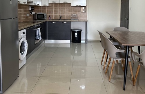 Kato Polemidia Apartment | new Apartment, Prime Location