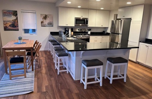 Goleta House | New Beachhouse On The Bluffs - Panoramic Ocean Views