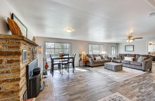New Blaine House | New Blaine Getaway - Walk to Lake Dardanelle!