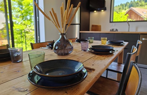 Rovagny Apartment | New! Bright, modern, quiet 90m2 duplex apartment between lake and mountains