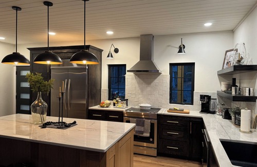 Nordman House | New build behind Elkins Resort on Priest Lake. Checks every box!