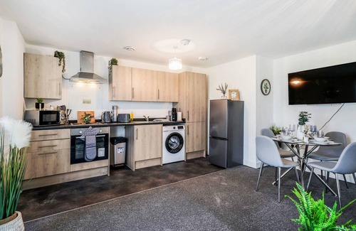 George Green Apartment | New Building 2 Bed Flat Minutes From Heathrow