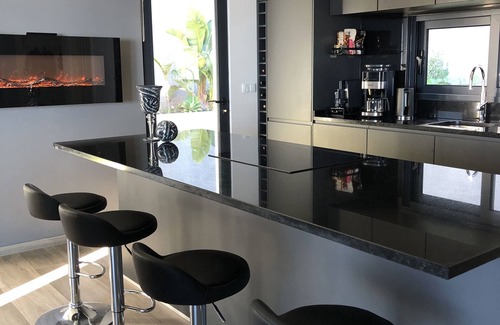 Calheta Villa | New building above the roofs of Calheta, absolute privacy with a heatable pool