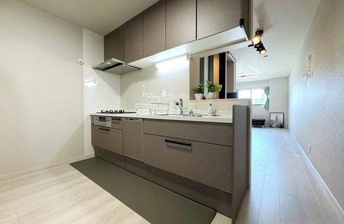 Higashinari House | NEW! [Built in 2024, newly built house for rent/free parking] Conveniently located 8 minutes to Namba by train! Excellent access to Osaka, Kyoto and Nara!