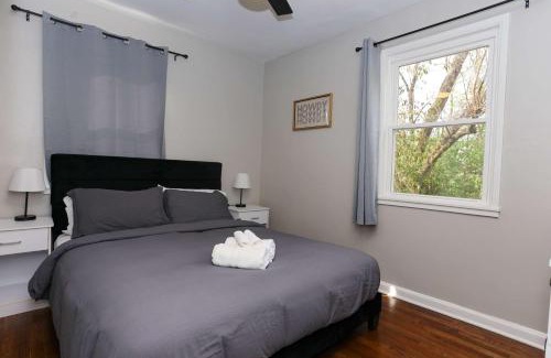 Roselawn Finance House | New Charloe Court 3 Bed Family House