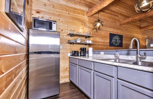Watersmeet Apartment | NEW! Charming cabin on Cisco Chain of Lakes