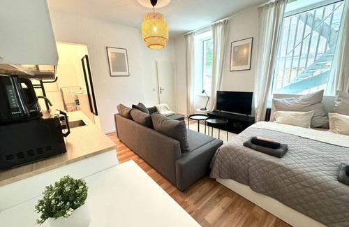 Mitte Apartment | New Charming Studio in Central Berlin