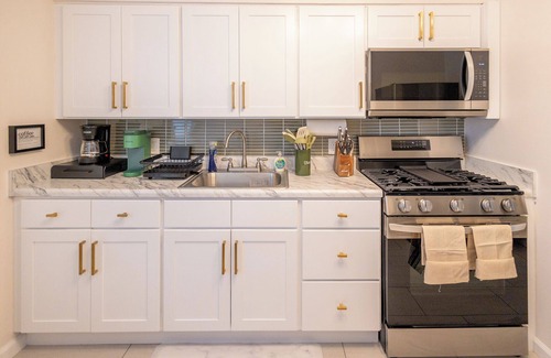 Passaic Apartment | New Clifton 1 Bed, Park3Cars, Pet Friendly, Laundry, Fios