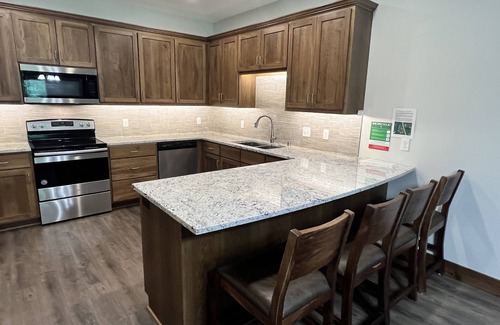 Crosslake Condo | New Condo On Crosslake w/Boat Slip, Private Beach, & Amenities for All Seasons!