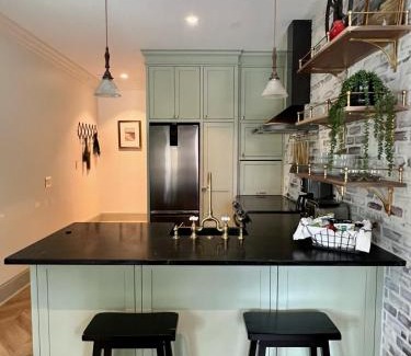 Metropolitan House | New Construction Cottage in Downtown Savannah Arts District