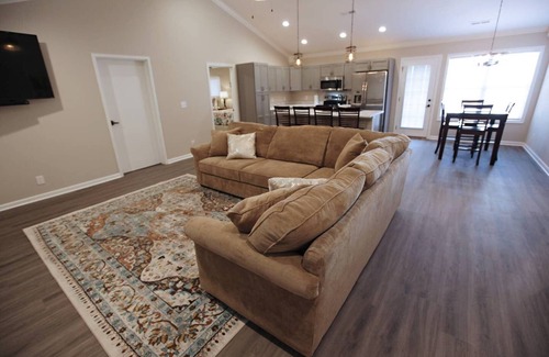 Ashley Oaks House | *NEW CONSTRUCTION* Jane's Place 8041