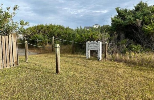Frisco House | New Construction! Short walk to beach AND sound!