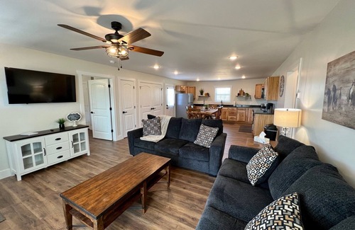 Nancy House | NEW CONSTRUCTION! The Bluegrass Cottage. 1.3 miles to Lee's Ford Marina/Ramp