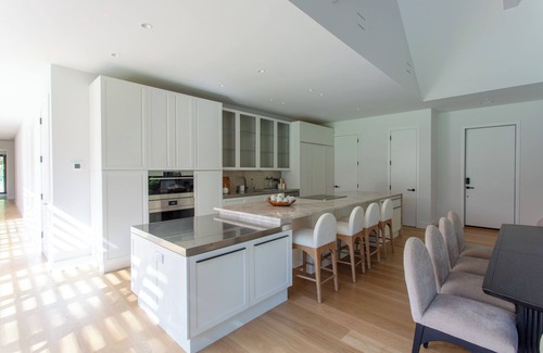 Bridgehampton House | New Construction 6 BR 6bath Bridgehampton Home & Cottage close to Sag & 27East