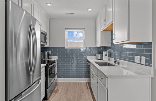 Carolina Beach Condo | NEW CONSTRUCTION-Pool-Top Floor Luxury Oceanfront Condo-KeylessCheckin-RR Host