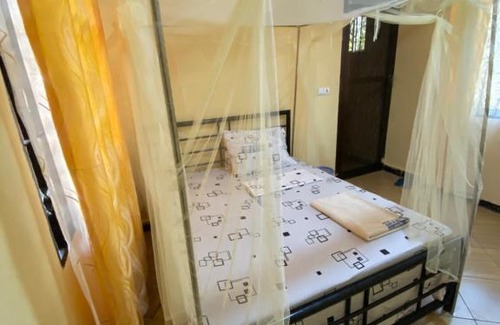 Mafia Island House | New Cosovo Backpackers` Lodge