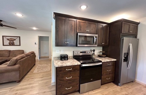 LaPorte Cabin | NEW Cozy 2-bedroom cabin in delightful Lake George/Laporte with WiFi and AC