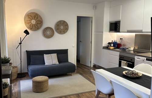 Sant Pere Apartment | NEW Cozy apartment in La Barceloneta