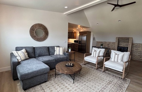 Salt Lake County Apartment | New Cozy Bluffdale Stay -Sleeps 4-Quiet, Patio, Full Kitchen, Near Freeway