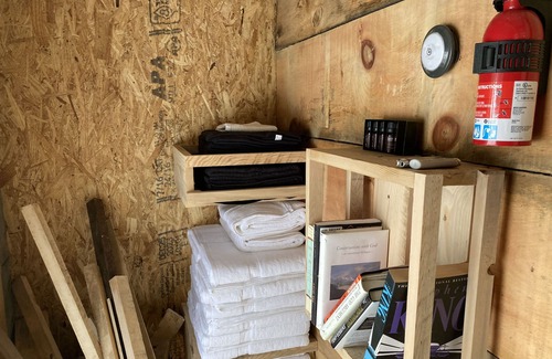Woolwich Cabin | New Cozy Cabin on the Water with Sauna Access!