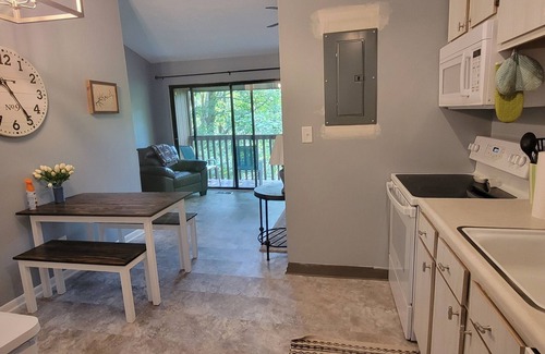 Jamestown Condo | NEW Cozy Condo I-4 @ Beautiful Lake Cumberland - perfect family getaway!