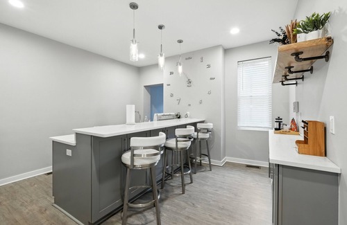 Manchester House | NEW! Cozy Historic Row Home- Near Stadiums!