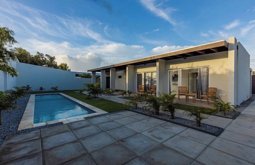 Koyari Apartment | NEW - COZY & MODERN One Bedroom close to Beach
