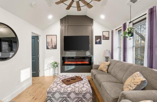Belvedere Park House | New Decatur Bungalow