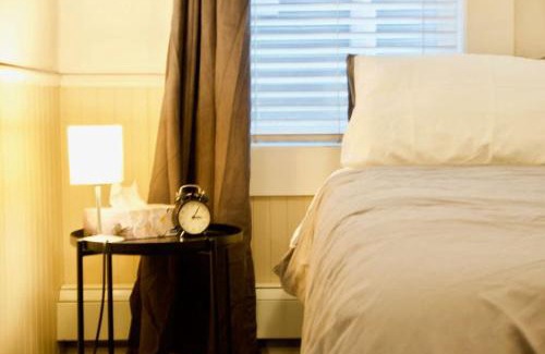 Moose Jaw Apartment | NEW Downtown MJ Parking Near Tunnels, Casino & Spa Coffee
