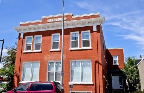 Moose Jaw Apartment | NEW Downtown MJ Parking Near Tunnels, Casino & Spa Coffee