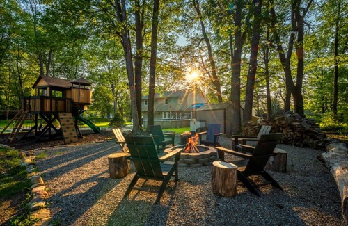 Pocono Summit House | NEW! Dream House- Heated Salt Pool, Hot Tub, Game Room, Lake Access