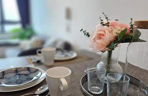 Bandar Sunway Apartment | NEW Elegant & Cozy Greenfield Home near Sunway 2-6pax