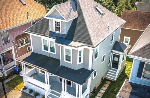 New Bedford House | New England Holiday Getaway