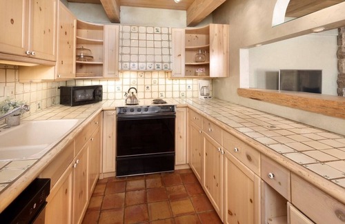 Aspen Condo | New!Enjoy amazing views of Aspen Ski areas from this quiet 3/3 two level condo.