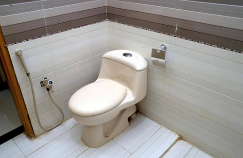 PECHS House | New Era Guest House