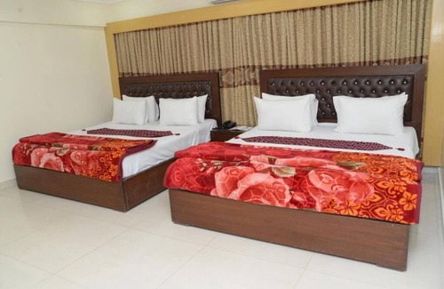 PECHS House | New Era Guest House
