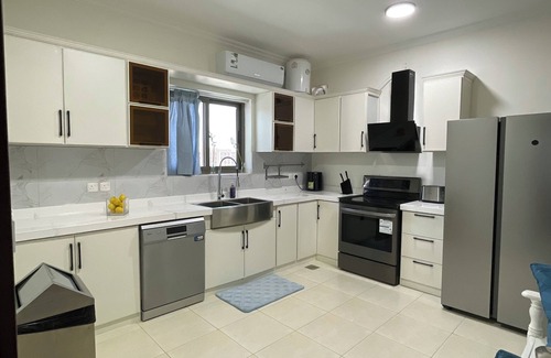 Medina Apartment | New family ready 2-bedroom apartment with WiFi & AC in Madinah Al-Munawarah